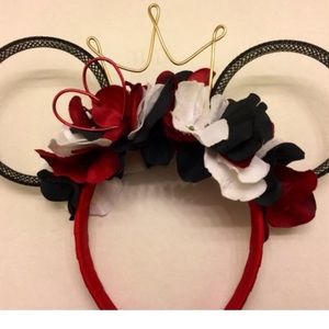 Queen of hearts Disney mouse ears